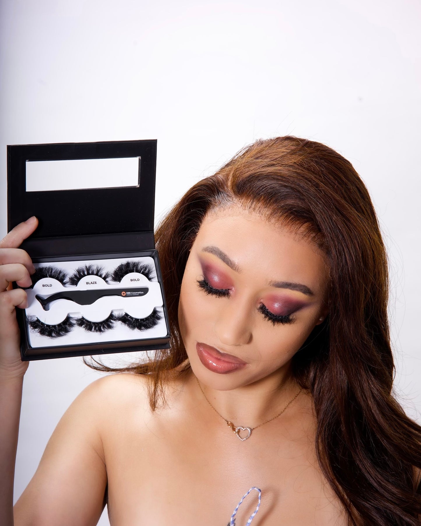 Lash Box